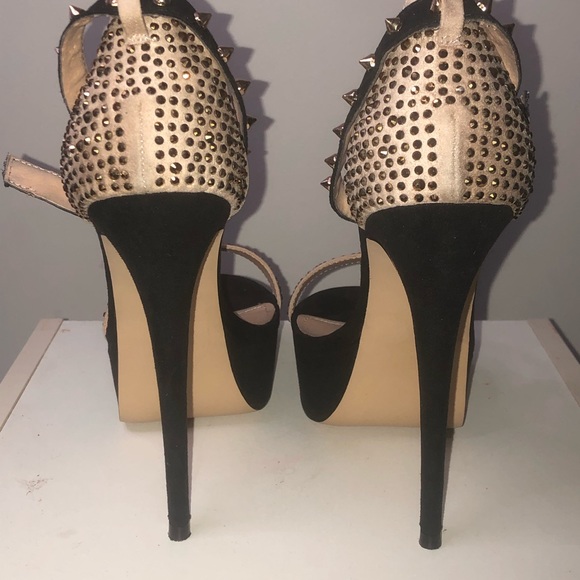 Steve Madden studded heals - Picture 2 of 6
